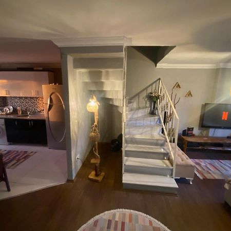 شقة Cozy House Near The Airport Arnavutkoy المظهر الخارجي الصورة